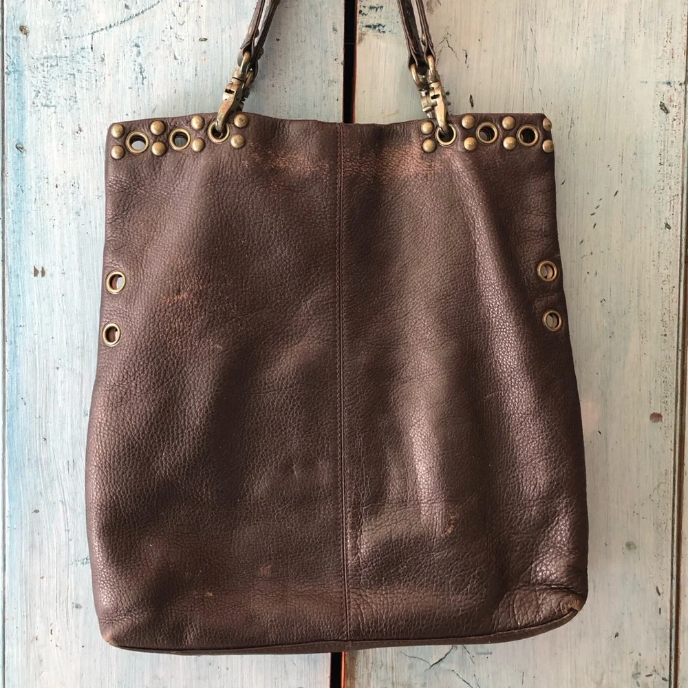Leather HOBO bag with metal hardware & trim and peach fabric lining - EUC - Picture 7 of 16